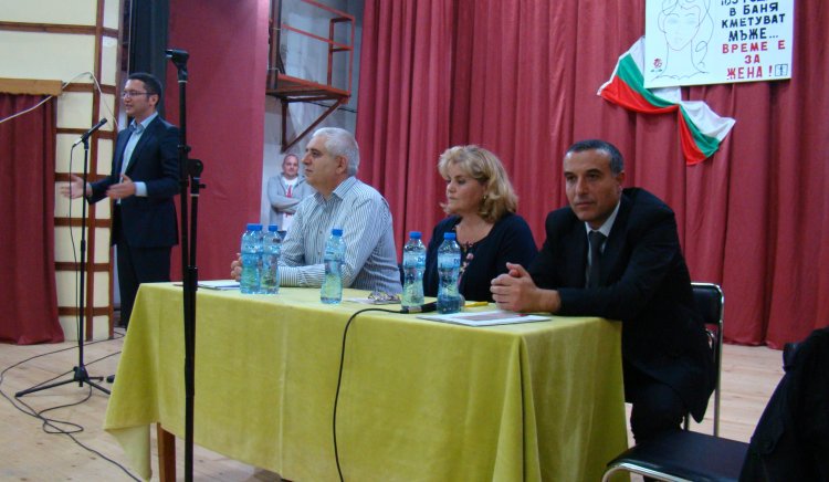 Мощна подкрепа за кандидатите на БСП в разложкото село Баня