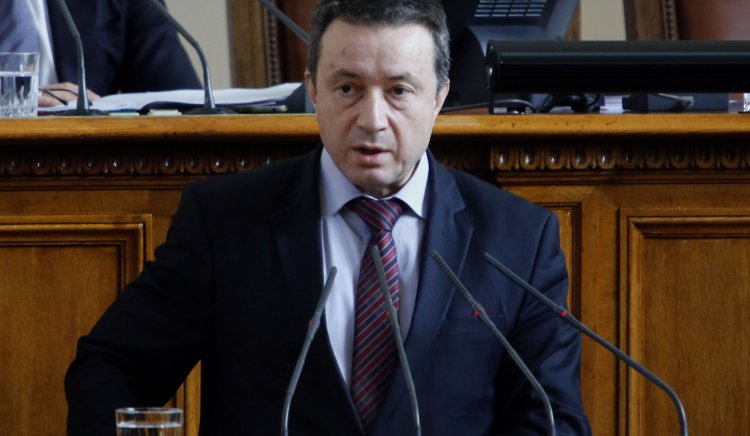 Янаки Стоилов: За да подминат трагичните събития България, трябва да имаме отговорна, последователна и силна политика